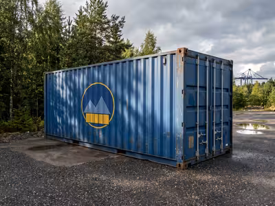 40ft Standard Wind & Water Tight used shipping container on the Aurora, Colorado yard